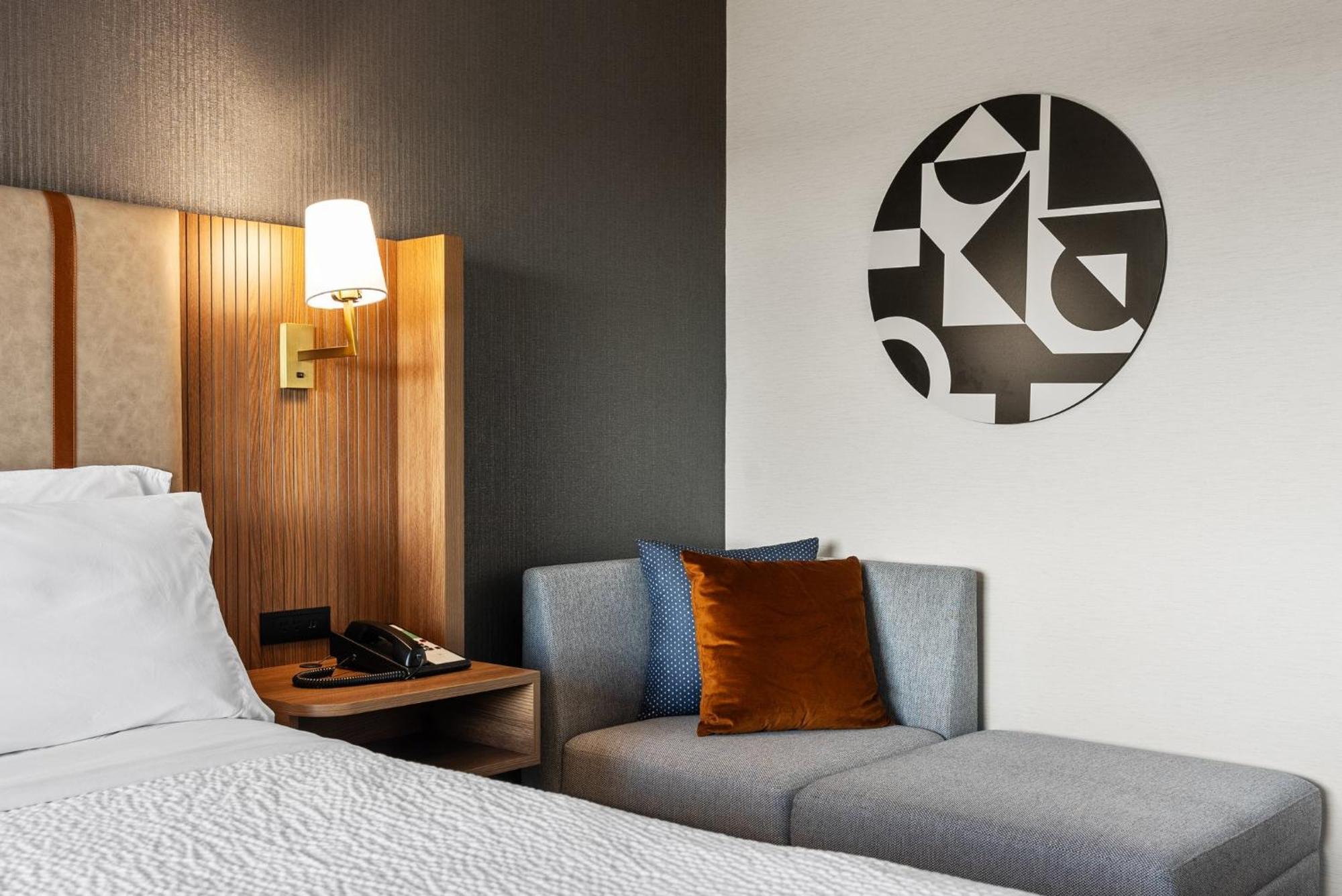 Holiday Inn Niagara Falls State Park Entry By Ihg Exterior foto